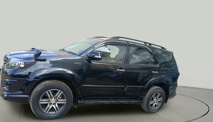 2012 Toyota Fortuner 3.0 4X2 AT, Diesel, Automatic, 1,32,644 km, exterior