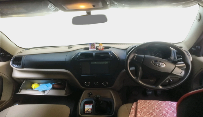 2022 Mahindra BOLERO NEO N 4, Diesel, Manual, 28,929 km, interior