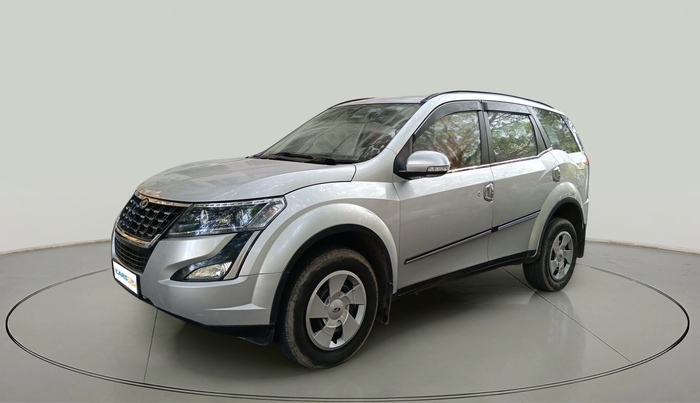 2018 Mahindra XUV500 W7, Diesel, Manual, 1,50,026 km, exterior