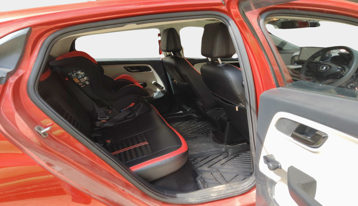 2021 Tata ALTROZ XE PETROL, Petrol, Manual, 19,295 km, interior