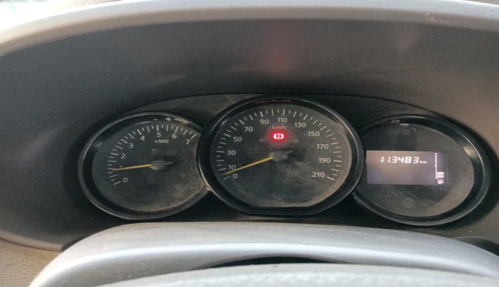 2015 Renault Lodgy 110 PS RXL 8STR, Diesel, Manual, 1,13,483 km, interior