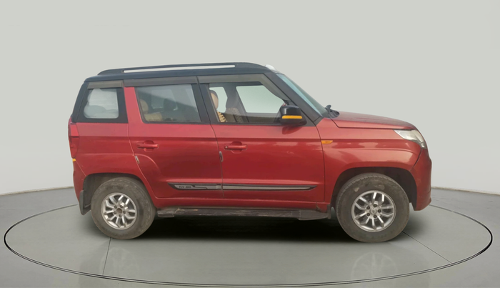 2018 Mahindra TUV300 T8, Diesel, Manual, 1,03,021 km, exterior