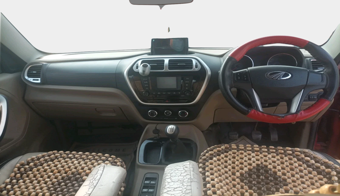 2018 Mahindra TUV300 T8, Diesel, Manual, 1,03,021 km, interior