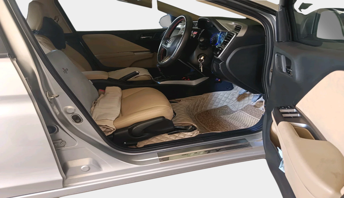 2015 Honda City 1.5L I-VTEC V MT, Petrol, Manual, 78,564 km, interior