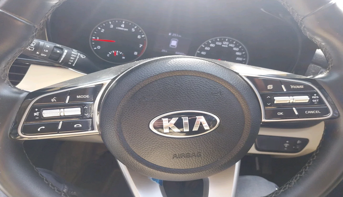2019 KIA SELTOS HTX 1.5 PETROL, Petrol, Manual, 44,565 km, interior