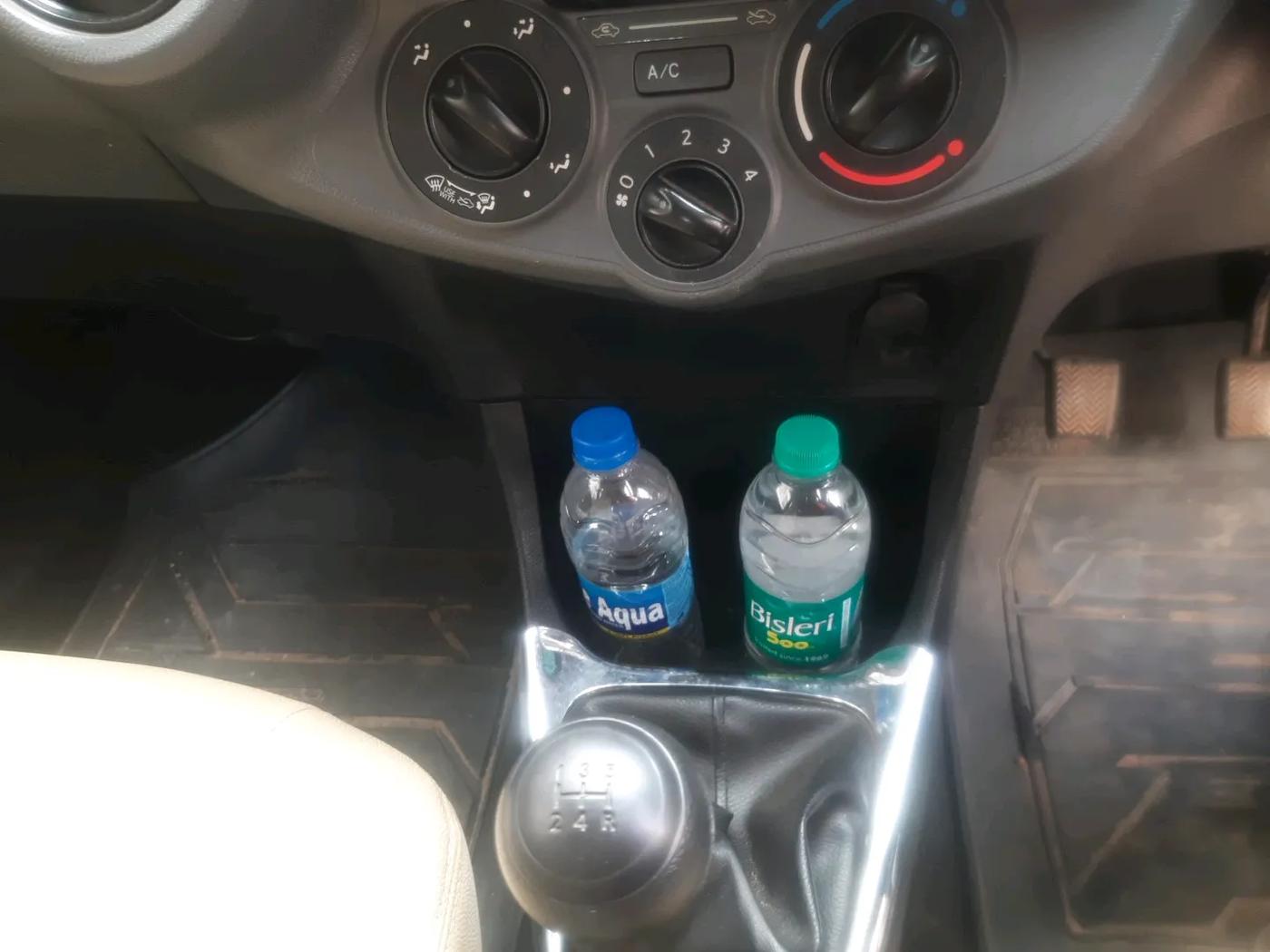 2012 Toyota Etios Liva G, Petrol, Manual, 84,237 km, interior