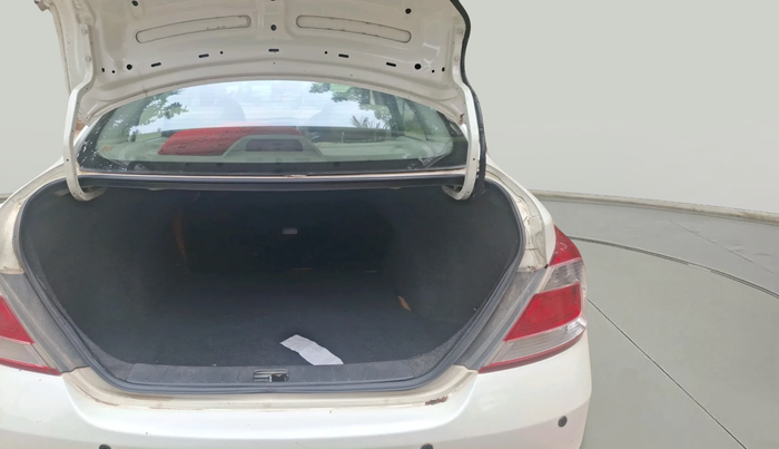 2014 Renault Scala RXL DIESEL, Diesel, Manual, 1,35,168 km, exterior