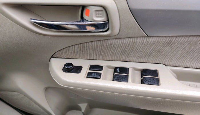 2014 Maruti Ertiga ZDI, Diesel, Manual, 1,34,796 km, interior