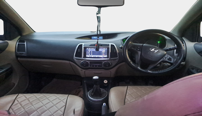 2013 Hyundai i20 SPORTZ 1.2, Petrol, Manual, 1,00,413 km, interior