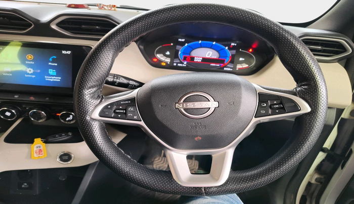 2023 Nissan MAGNITE XV MT, Petrol, Manual, 5,558 km, interior