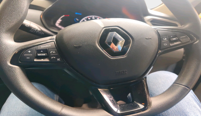 2021 Renault Kiger RXZ MT, Petrol, Manual, 27,872 km, interior