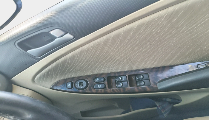 2015 Hyundai Verna FLUIDIC 1.6 CRDI S(O) 4S, Diesel, Manual, 98,309 km, interior