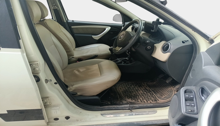 2014 Renault Duster 110 PS RXL DIESEL, Diesel, Manual, 1,20,704 km, interior