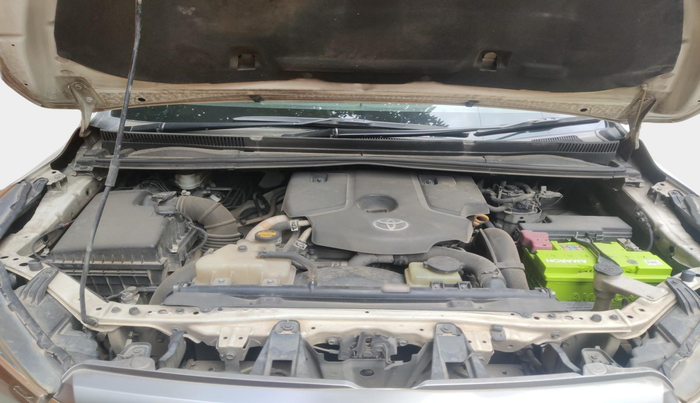 2016 Toyota Innova Crysta 2.8 ZX AT 7 STR, Diesel, Automatic, 2,06,032 km, exterior