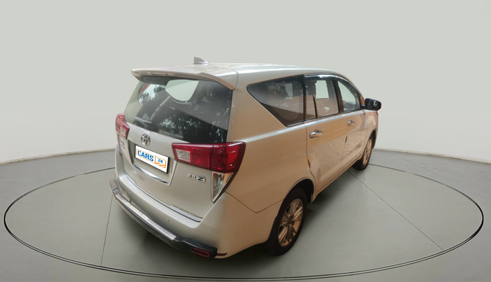2016 Toyota Innova Crysta 2.8 ZX AT 7 STR, Diesel, Automatic, 2,06,032 km, exterior