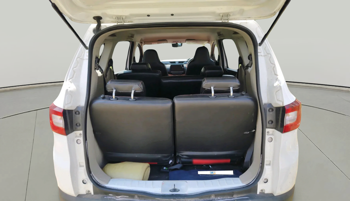 2023 Renault TRIBER RXT, Petrol, Manual, 46,996 km, exterior