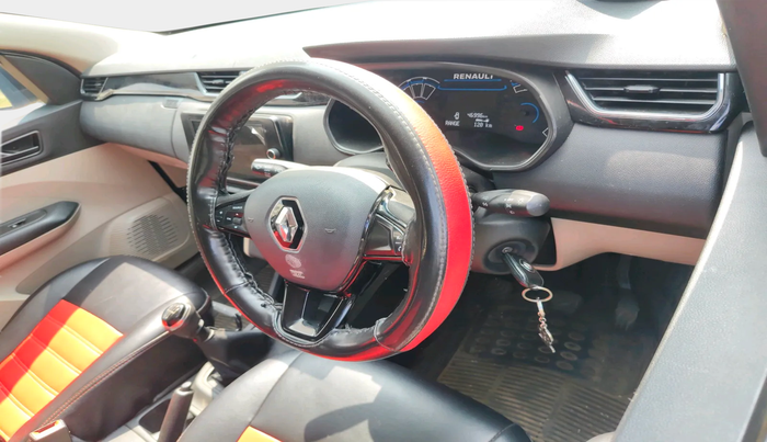 2023 Renault TRIBER RXT, Petrol, Manual, 46,996 km, interior