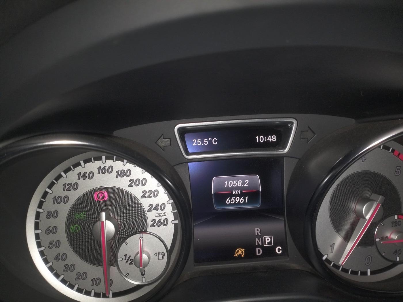 2016 Mercedes Benz GLA Class 200 CDI SPORT, Diesel, Automatic, 65,961 km, interior