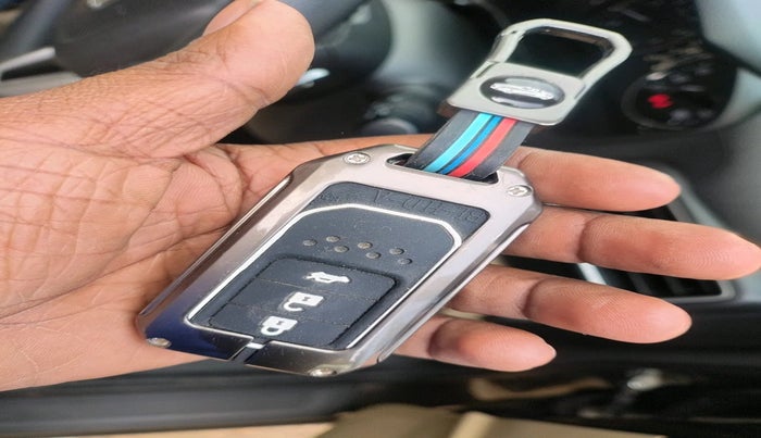 2021 Honda Amaze 1.2L I-VTEC VX CVT, Petrol, Automatic, 31,650 km, interior