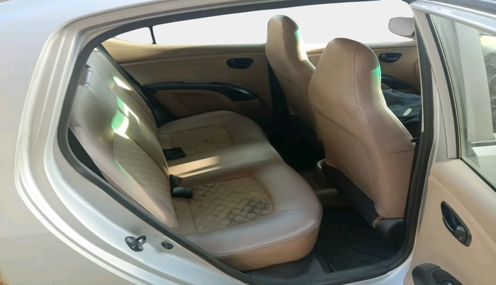 2009 Hyundai i10 MAGNA 1.2, Petrol, Manual, 1,05,943 km, interior