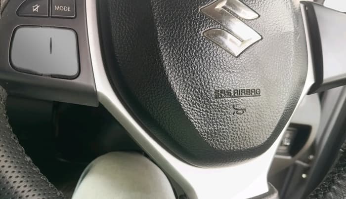 2013 Maruti Swift ZXI, Petrol, Manual, 76,276 km, interior