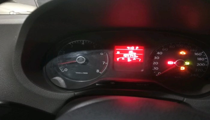 2011 Volkswagen Vento HIGHLINE PETROL AT, Petrol, Automatic, 1,04,743 km, interior