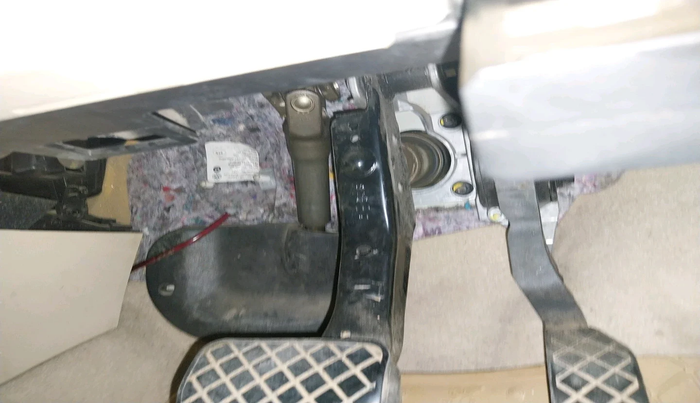 2011 Volkswagen Vento HIGHLINE PETROL AT, Petrol, Automatic, 1,04,743 km, interior