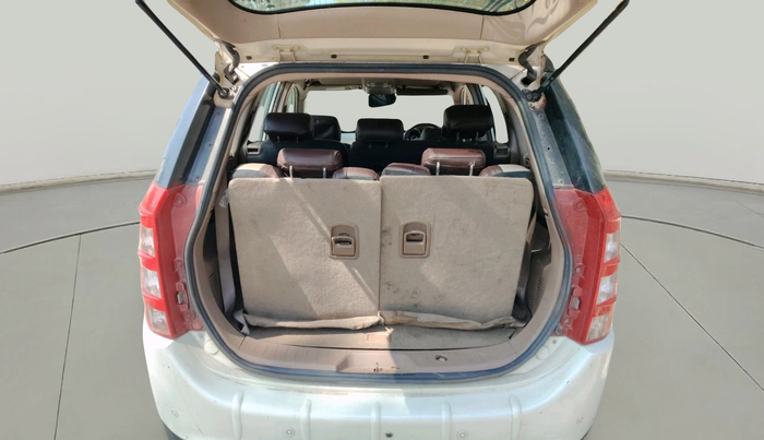 2013 Mahindra XUV500 W8, Diesel, Manual, 1,81,984 km, exterior