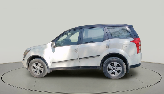 2013 Mahindra XUV500 W8, Diesel, Manual, 1,81,984 km, exterior