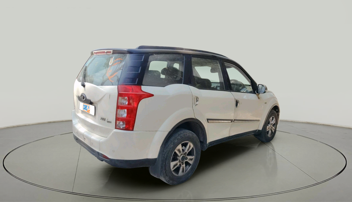 2013 Mahindra XUV500 W8, Diesel, Manual, 1,81,984 km, exterior