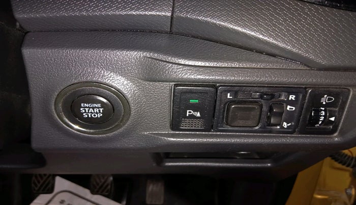 2016 Maruti Vitara Brezza ZDI PLUS DUAL TONE, Diesel, Manual, 83,816 km, interior