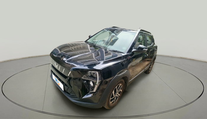 2025 Mahindra XUV 3XO AX5 1.2 L TCMPFI AT, Petrol, Automatic, 7,310 km, exterior