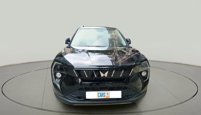 2025 Mahindra XUV 3XO AX5 1.2 L TCMPFI AT, Petrol, Automatic, 7,310 km, exterior