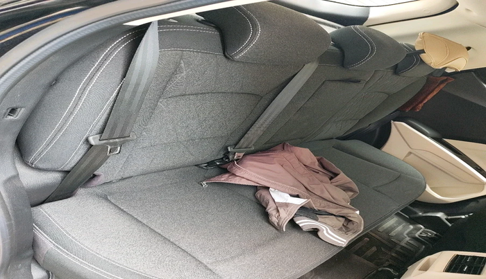 2025 Mahindra XUV 3XO AX5 1.2 L TCMPFI AT, Petrol, Automatic, 7,310 km, interior