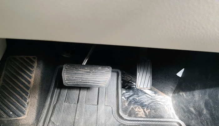 2025 Mahindra XUV 3XO AX5 1.2 L TCMPFI AT, Petrol, Automatic, 7,310 km, interior