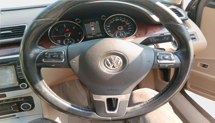 2011 Volkswagen Passat 2.0 PD DSG, Diesel, Automatic, 34,638 km, interior