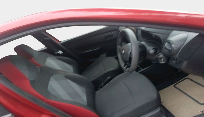 2023 Renault Kwid RXT 1.0 AMT, Petrol, Automatic, 1,248 km, interior