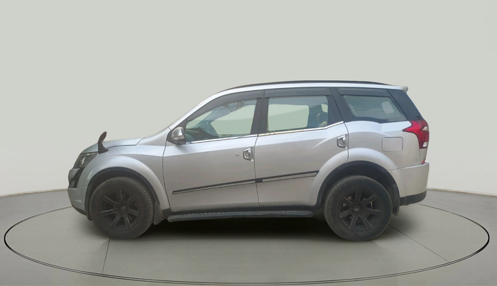 2018 Mahindra XUV500 W5, Diesel, Manual, 1,48,460 km, exterior