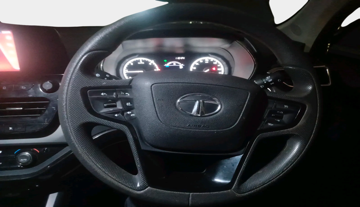 2021 Tata Harrier XT PLUS 2.0L KRYOTEC DARK EDITON, Diesel, Manual, 73,264 km, interior