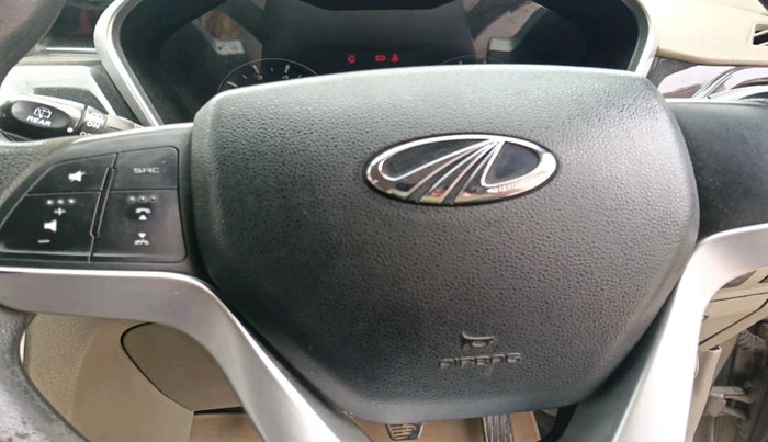 2016 Mahindra Kuv100 K8 D 6 STR, Diesel, Manual, 61,214 km, interior