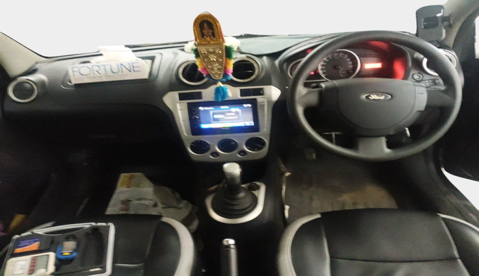 2011 Ford Figo LXI 1.2 PETROL, Petrol, Manual, 1,14,632 km, interior