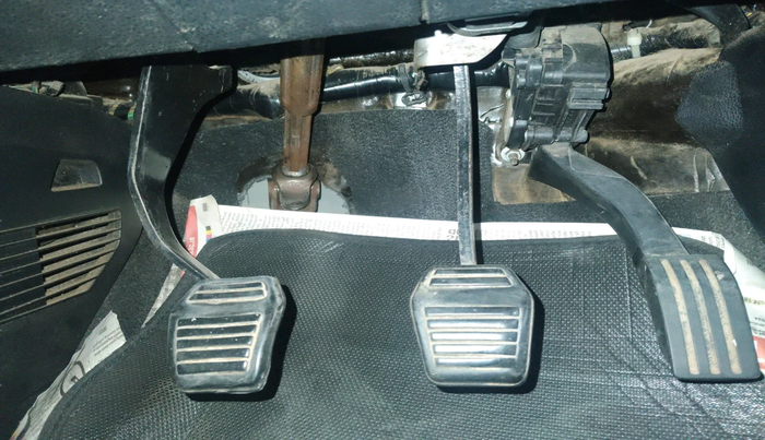 2011 Ford Figo LXI 1.2 PETROL, Petrol, Manual, 1,14,632 km, interior