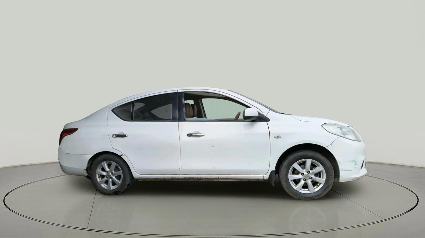 2013 Nissan Sunny XV PETROL, Petrol, Manual, 1,96,435 km, exterior