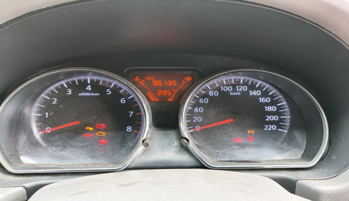 2013 Nissan Sunny XV PETROL, Petrol, Manual, 96,135 km, interior