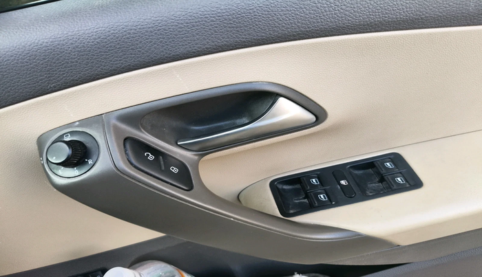 2018 Volkswagen Vento HIGHLINE PETROL AT, Petrol, Automatic, 79,469 km, interior