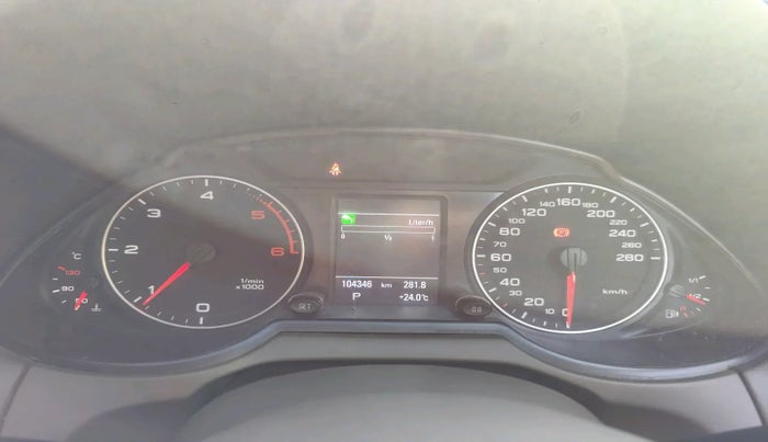 2012 Audi Q5 2.0 TDI QUATTRO, Diesel, Automatic, 1,04,346 km, interior