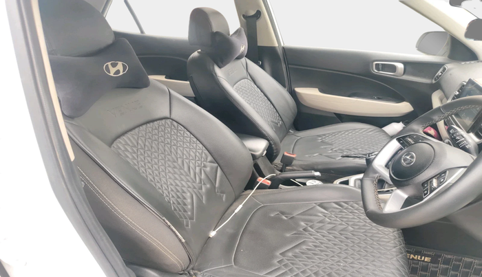 2023 Hyundai VENUE SX 1.5 CRDI, Diesel, Manual, 1,02,803 km, interior