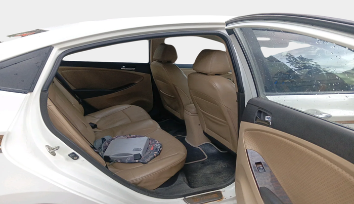 2012 Hyundai Verna FLUIDIC 1.6 CRDI SX OPT, Diesel, Manual, 76,225 km, interior