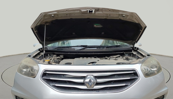 2012 Renault Koleos 4x4 AT, Diesel, Automatic, 1,24,063 km, exterior