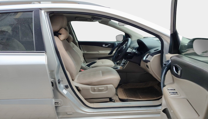2012 Renault Koleos 4x4 AT, Diesel, Automatic, 1,24,063 km, interior
